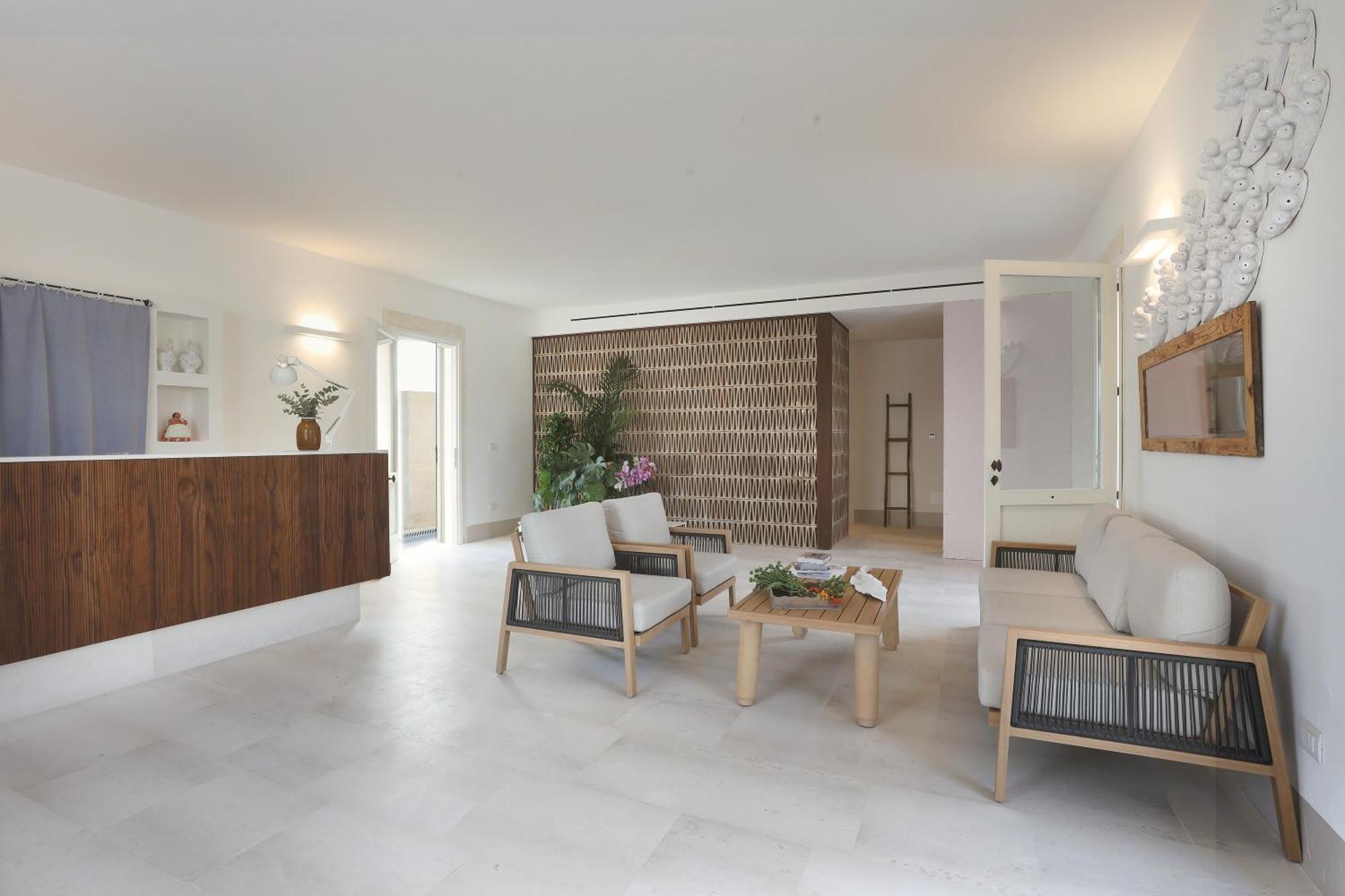 Borgo Sentinella Aparthotel Torre dell'Orso Exterior photo