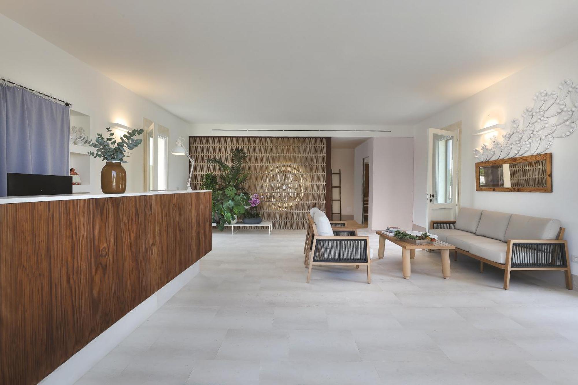 Borgo Sentinella Aparthotel Torre dell'Orso Exterior photo
